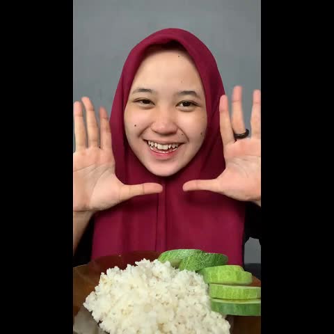 Dapur Mbakla | Sambel Cumi Ayam Suwir Cakalang Cumi Ijo