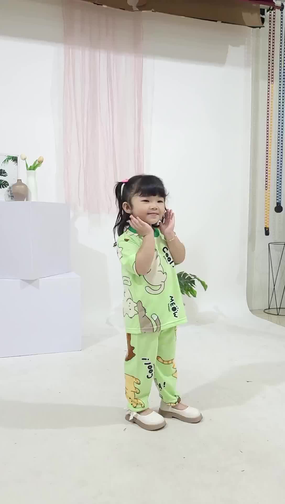 Kiminori NOBI.CP Setelan Baju Anak Perempuan Lengan Pendek Motif Kucing Lucu & Nyaman Fashion
