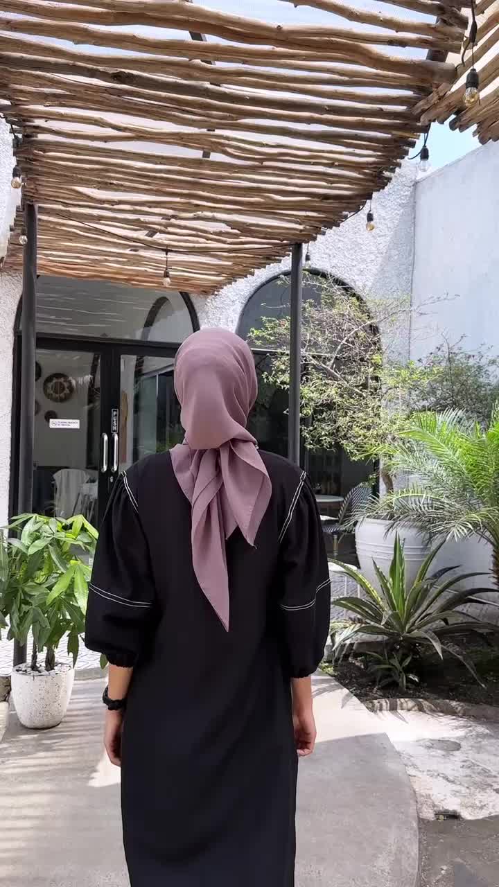 Gamis pendek variasi benang smock motif gamis simpel model terbaru lengan balon