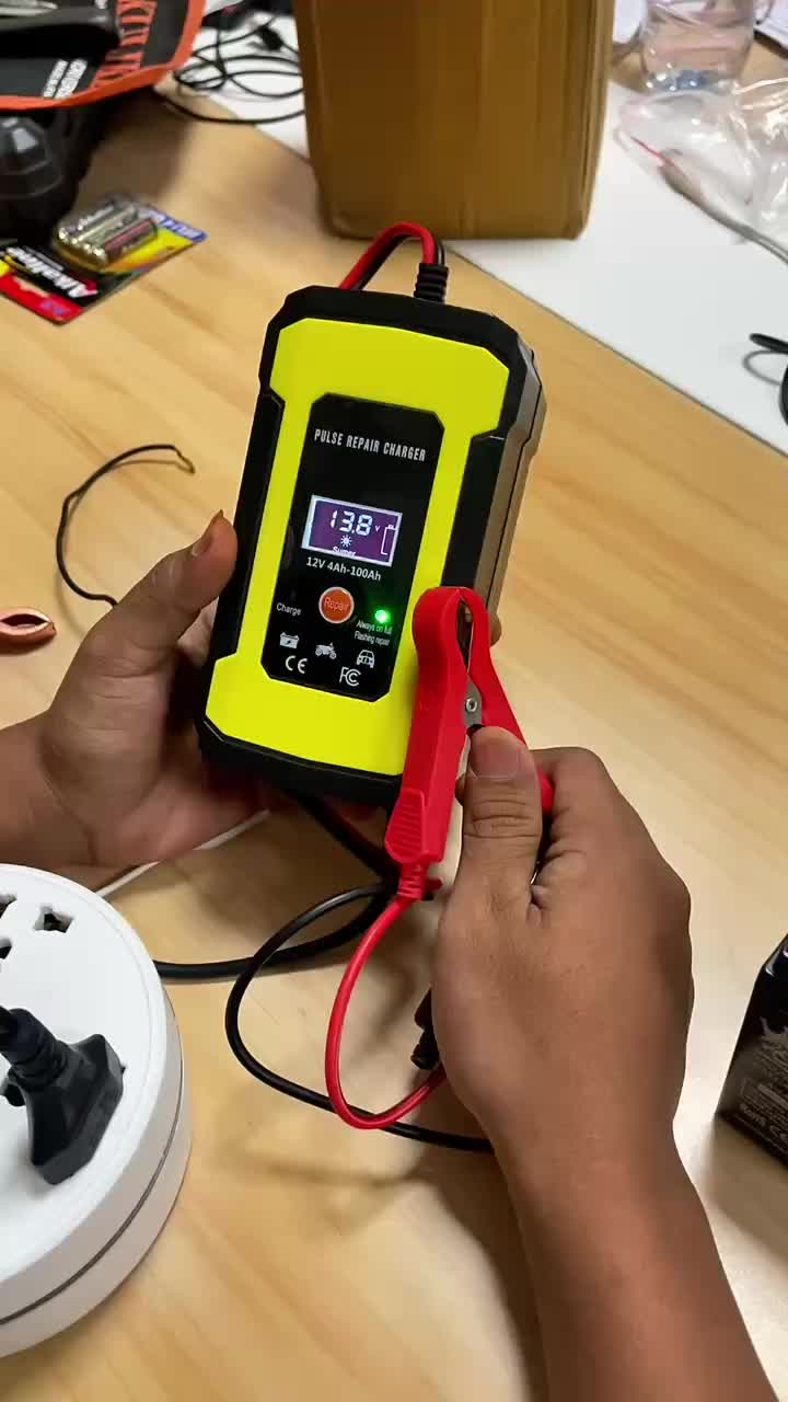 Charger Aki Intelligent Mobil Motor 12V 6A LCD - Smart Automatic Pulse Repair Untuk Motor Car Baterai Aki Basah & Kering