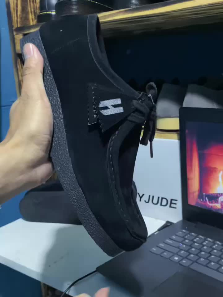 Heyjude Vible Sepatu Chungky Suede Casual Wallabee Pria Wanita