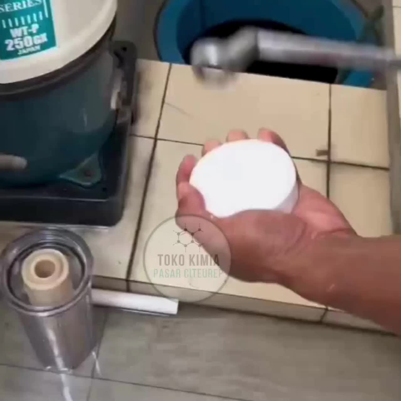 kaporit tablet 1 kg untuk penjernih kolam renang   tablet