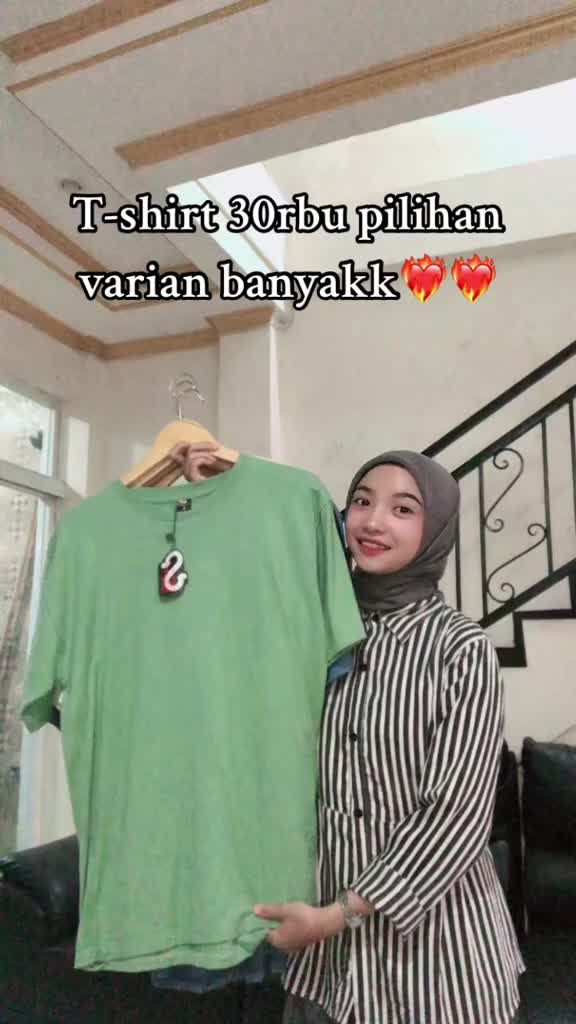 BUFFBACK Kaos Polos Distro Cotton Combed 30s Baju Katun Pria Wanita Unisex Lengan Pendek C30S-01