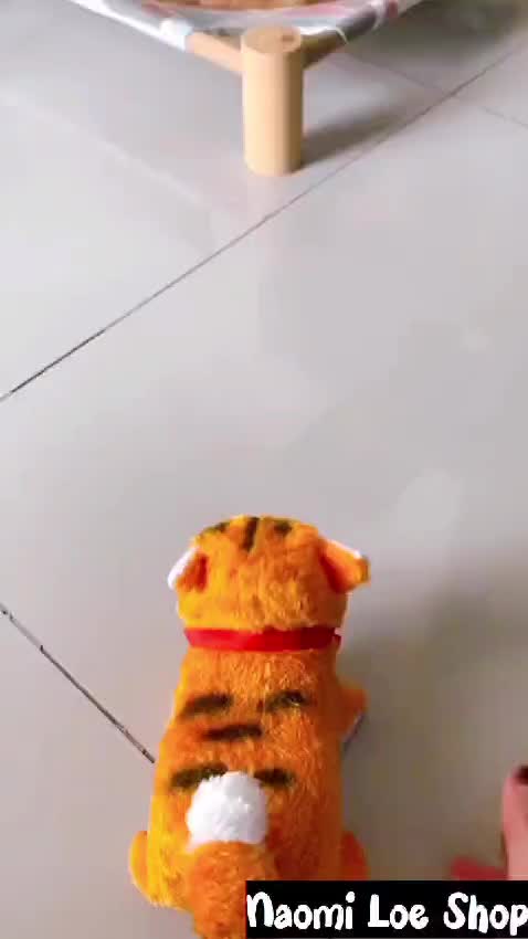 Mainan boneka kucing dan anjing jalan maju mundur bunyi