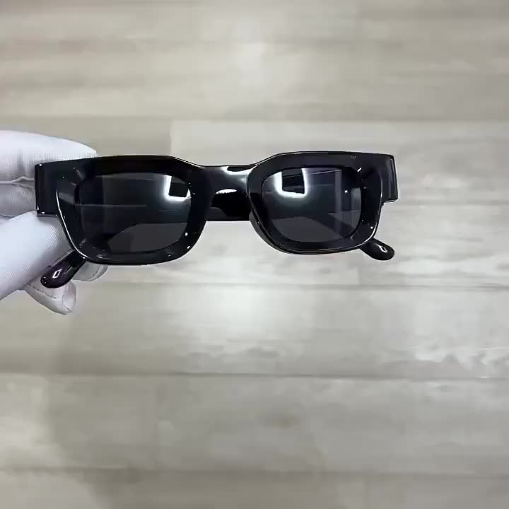 Kacamata Hitam Frame Persegi Panjang Wanita Pria Retro Vintage Sunglasses Eyewear