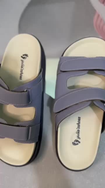 Vineta Sandal flatfom wanita terbaru