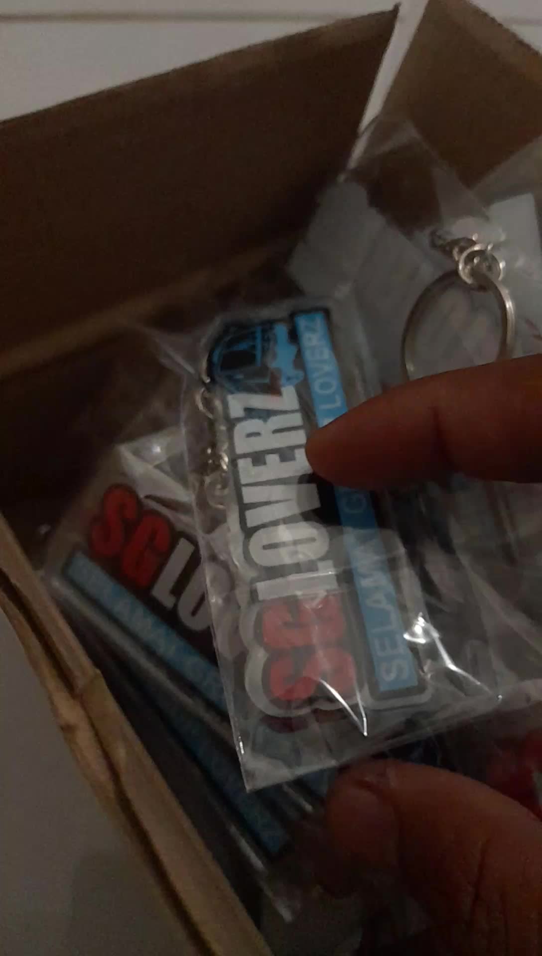 Promo 9.9 Gantungan Kunci akrilik Free Stiker (Sugeng Rahayu,Sumber Group,SGlovers)