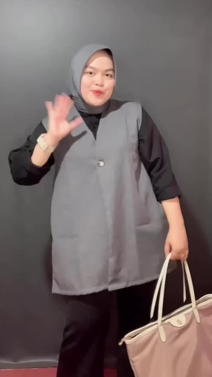 Vest Kiara - Rompi Simple Oversize - Vest Premium - Outer Tanpa Lengan Santai - Rompi Casual Wanita - Vest Big Size Wanita jumbo - Semi Wool - Wisuda - Hangout - Luaran - Ootd hijab Basic Atasan