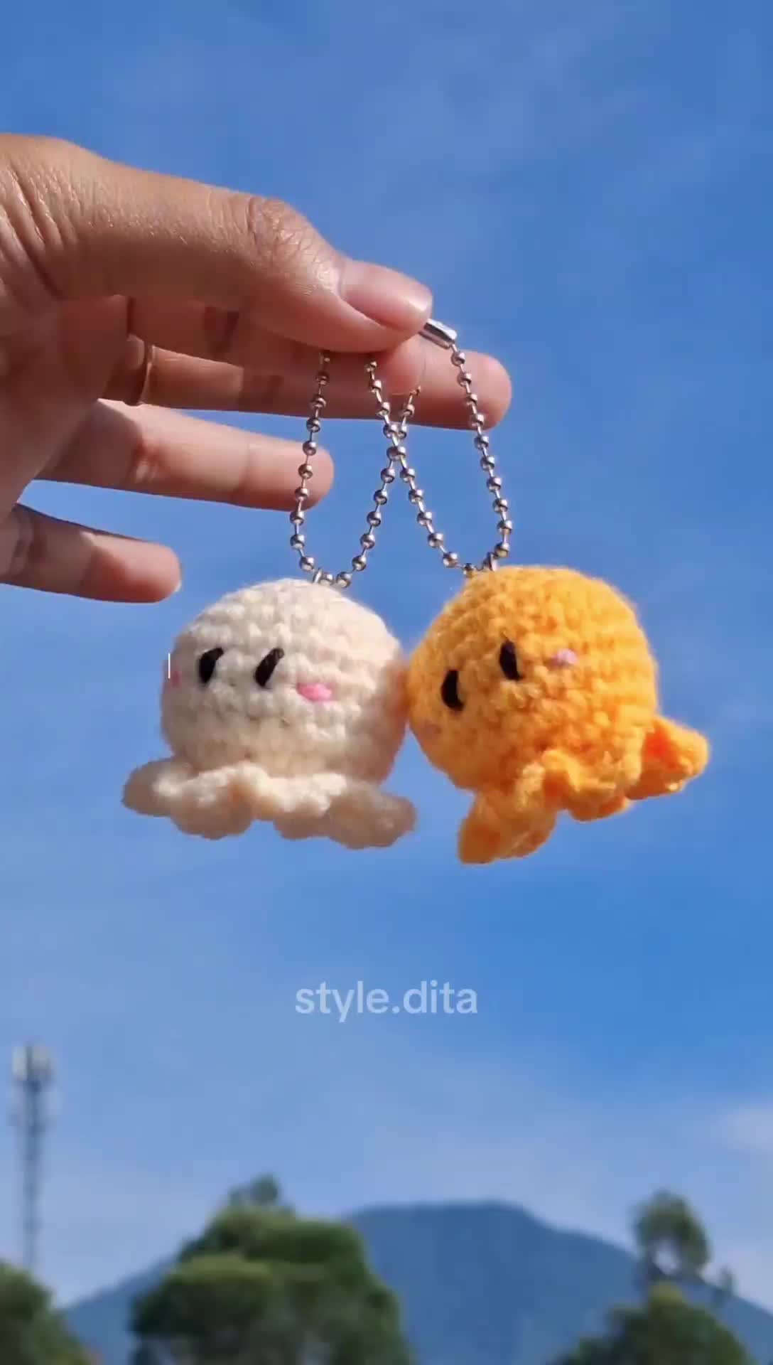 Gantungan kunci rajut octopus keychain octopus amigurumi octopus rajut handmade Ganci