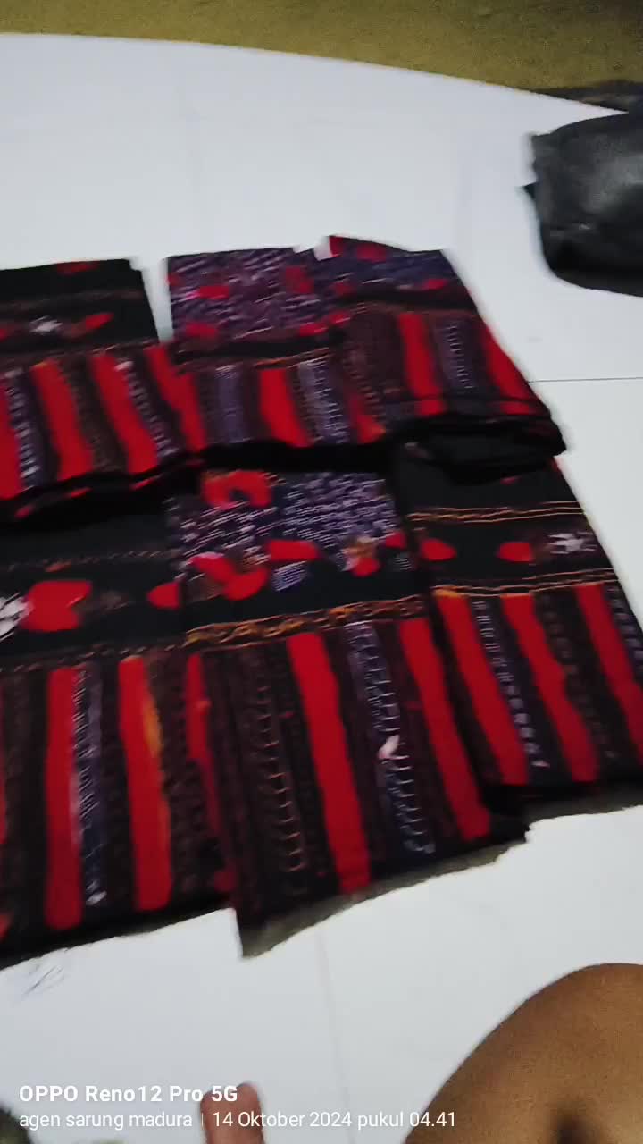 gendongan marlena Pamekasan ukuran 3miter kurang 20sintibarang di jamin bgus