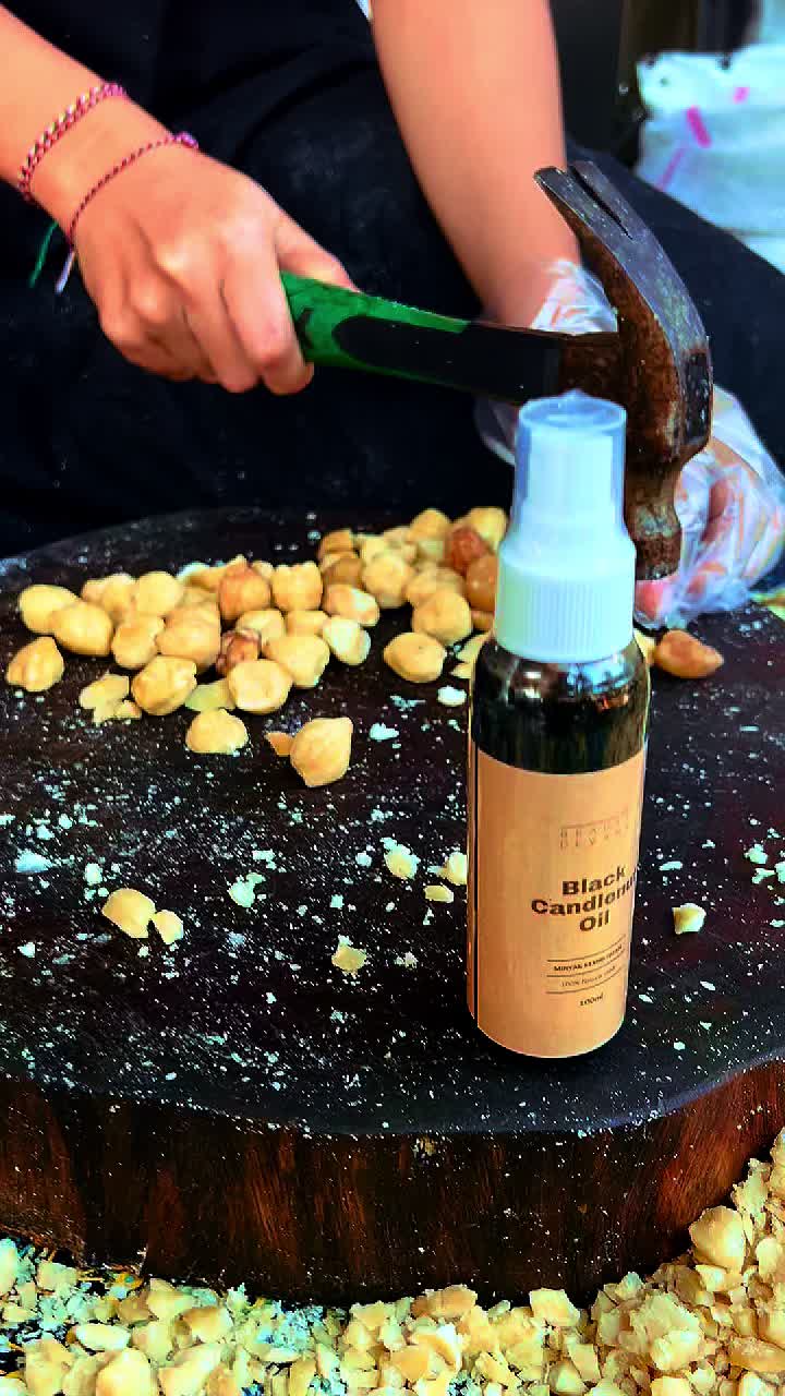 FEMMELIA Minyak Kemiri Hitam 100ml/ Candlenut Oil 100ml melebatkan jenggot mengusir ketombe Perawatan Rontok  Menebalkan Penebal Pelebat Penghitam Pria Wanita