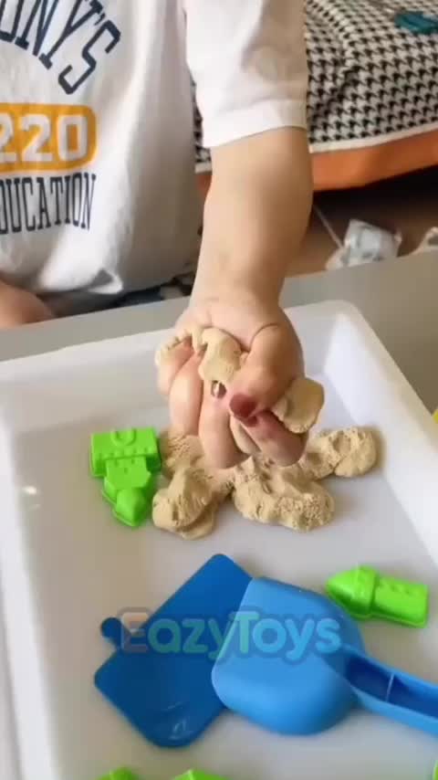 Mainan Pasir Anak 1 Kg Mix Warna Lengkap dengan Cetakan Pasir dan Alas Kolam