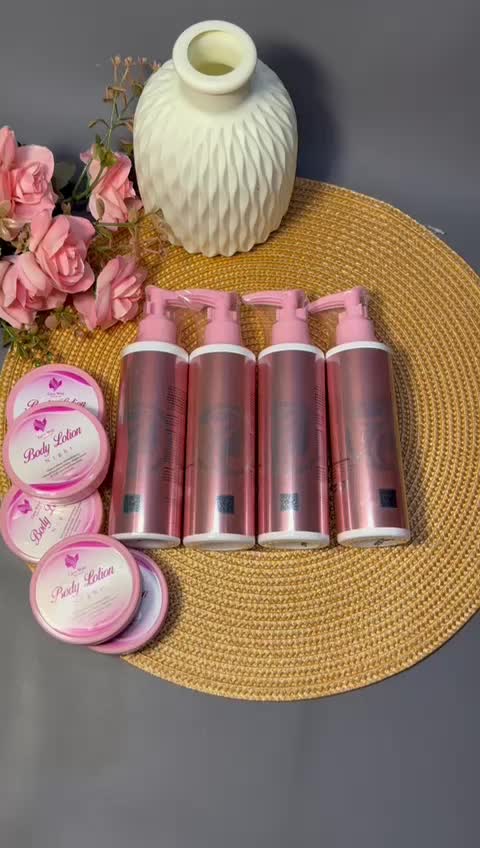 Paket Hemat Lotion WSC Tone Up dengan Cream WSC2in dan Serum WSC untuk Mencerahkan, Mengglowingkan, dan Melembutkan Kulit - Pencerah Extract Acid