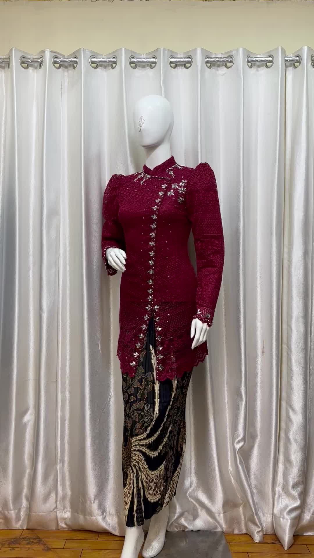 Kebaya vania brokat payet model terbaru