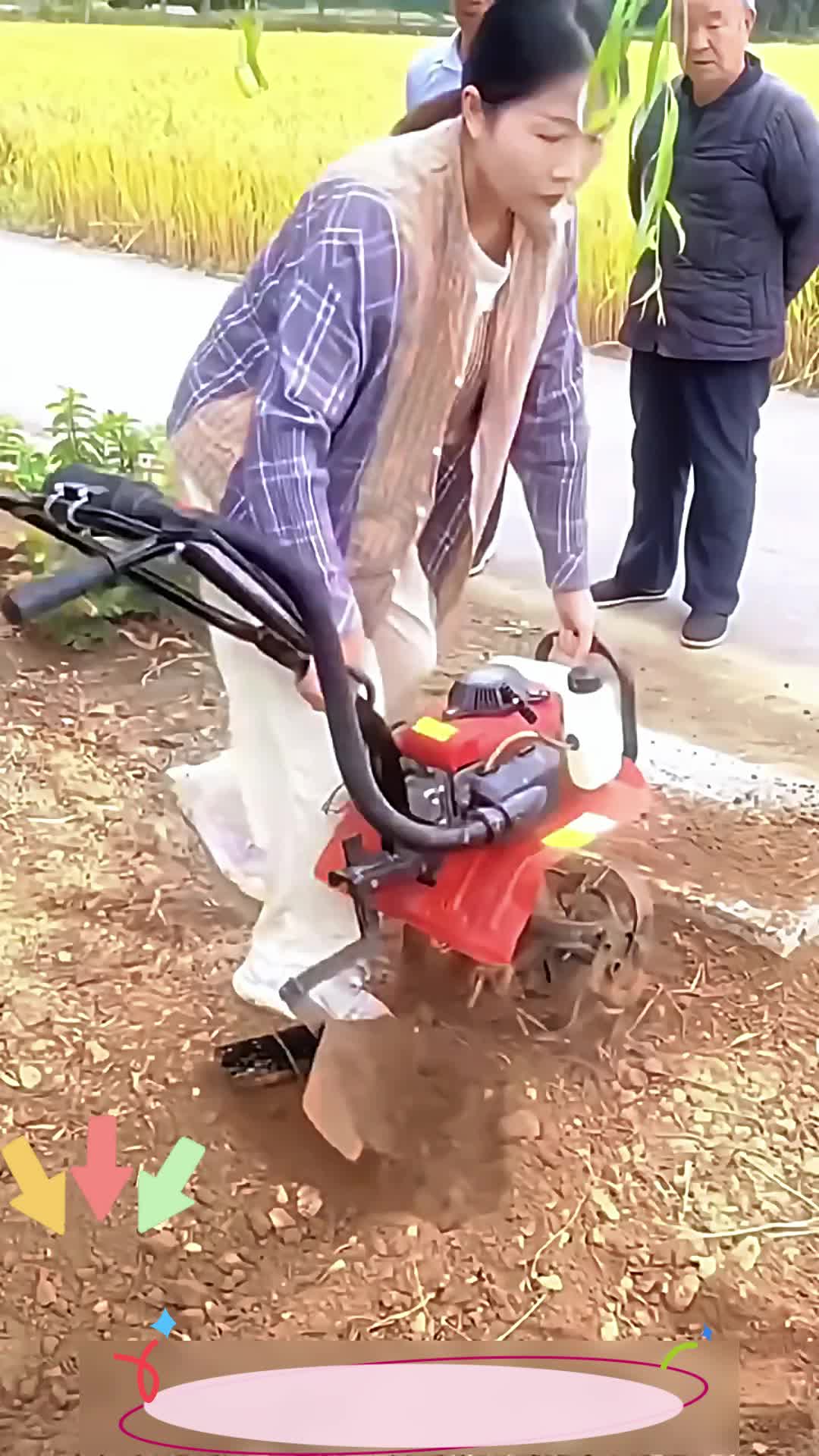 Reaim Mini Tiller Bensin Mikro Alat Pengolah Tanah Kecil untuk Pembukaan Parit Bensin Pertanian Mesin pengolah tanah mikro, pembajakan, pembalikan tanah dan pengolah tanah putar, reklamasi lahan terlantar bensin multifungsi Aluminium Menghilangkan Roda