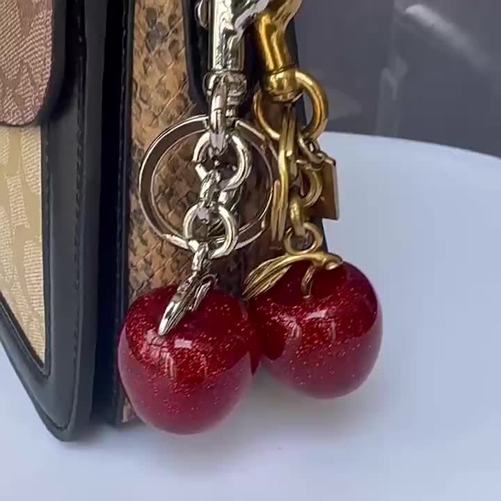 CH02 APPLE CHARM Gantungan Tas Bag Kunci Dompet  Apple Mewah Premium