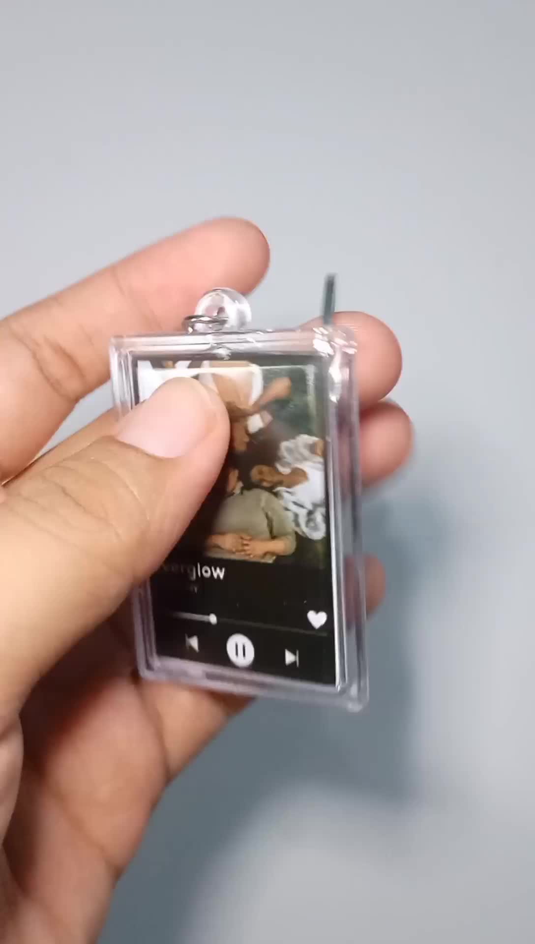 Pin Bros Insert Paper Custom Putih Clips