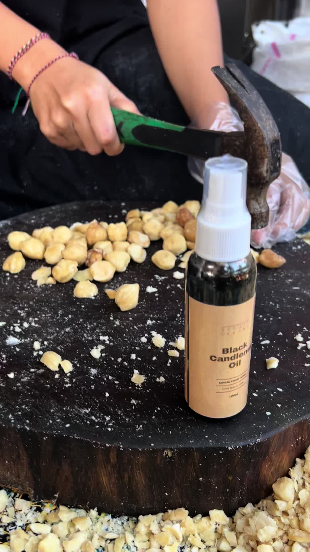 FEMMELIA Minyak Kemiri Murni 60ml/Pure Candlenut Oil 60ml untuk melebatkan jenggot mengusir ketombe Kutu Rontok Perawatan Penghitam Pelebat Penebal Pria Wanita