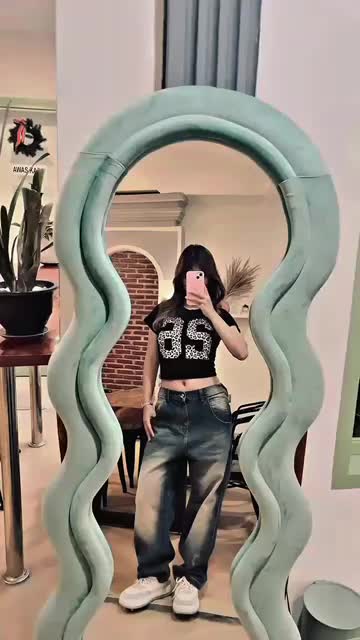 Crop Tee Number 26 Leopard y2k / Longsleeve / Crop Tee / Crop Top / Kaos Wanita Combed Panjang Polos Baju Atasan  Katun Tshirt Cewek Pendek Dewasa