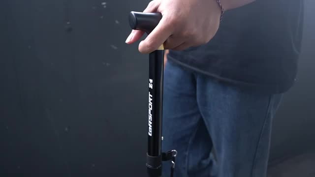 Tongkat Hiking Tongkat Pendakian Tongkat Orang Tua Bisa Di Lipat Trekking Pole Telescopic 4 Section Foldable Stik Outdoor