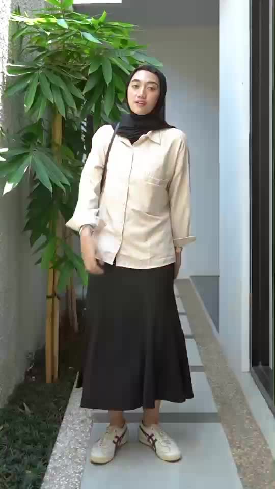 Kemeja Polos Wanita Atasan Kemeja Wanita Oversize Baby Corduroy Casual Kemeja Wanita Lengan Panjang Terbaru 2025