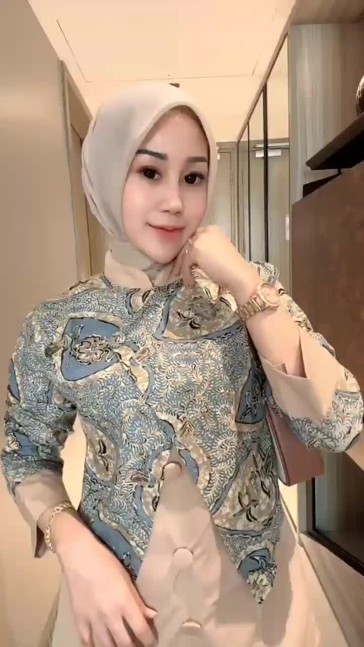 Batik Solo Trendy - DARA BLOUSE BATIK MOTIF MEWAH DAN MODEL KEKINIAN BISA BUAT KERJA WANITA LAPIS FURING KAIN HALUS MURAH BAJU BATIK KANTORAN WANITA