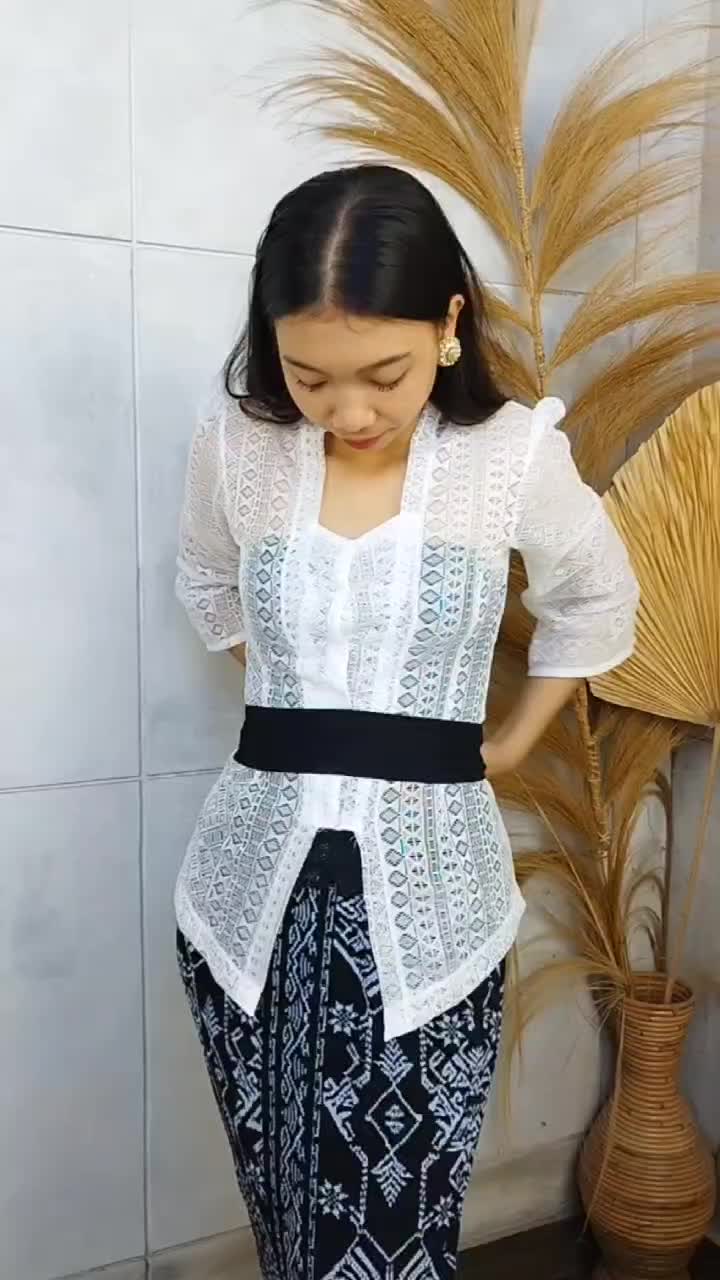 (HANYA KEBAYA) Baju Kebaya Brokat Lonceng Messy Bali Wisuda Modern Murah