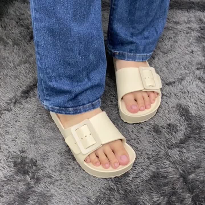 Sandal Selop Wanita Luna Kekinian Sendal Rumah Empuk Slip On Cewek Terbaru 2025 Sandal Perempuan Kasual Modis Sandal Jelly Slop